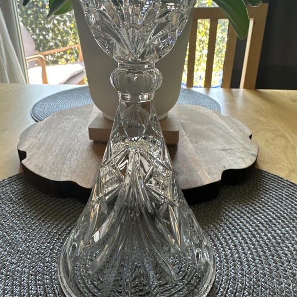 Imperial Crystal Vase / Candlestick in Excellent Condition - Picture 2 of 4